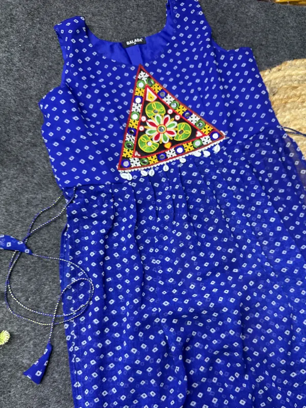 Royal_Blue_Embroidered_Georgette_Kurti