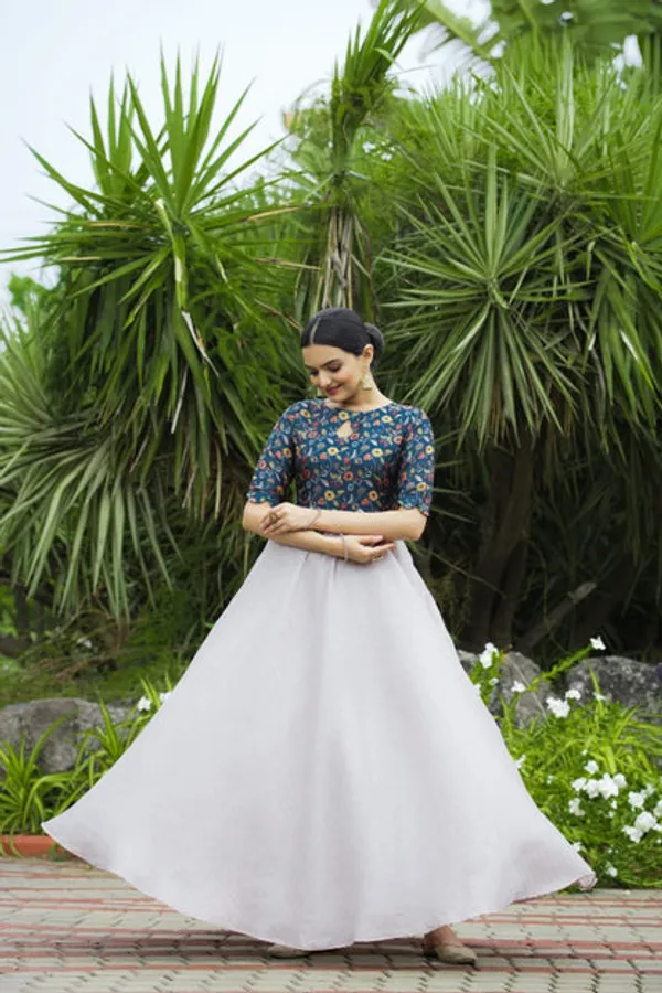 Ready_Made_Gowns