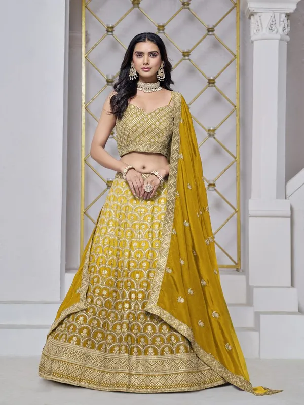 Latest_Semi_Stitched_Lehenga_Choli_With_Duppatta