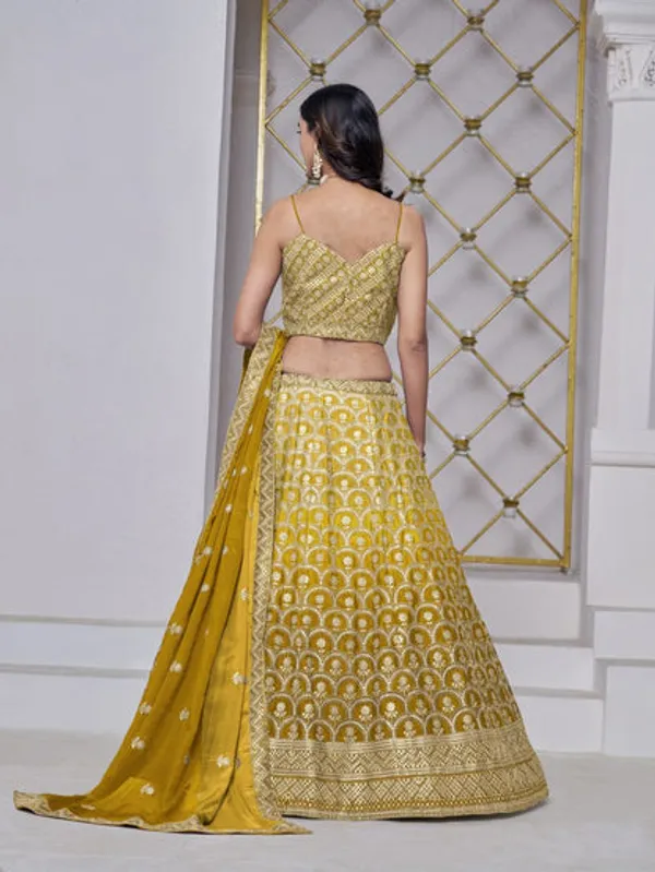 Latest_Semi_Stitched_Lehenga_Choli_With_Duppatta