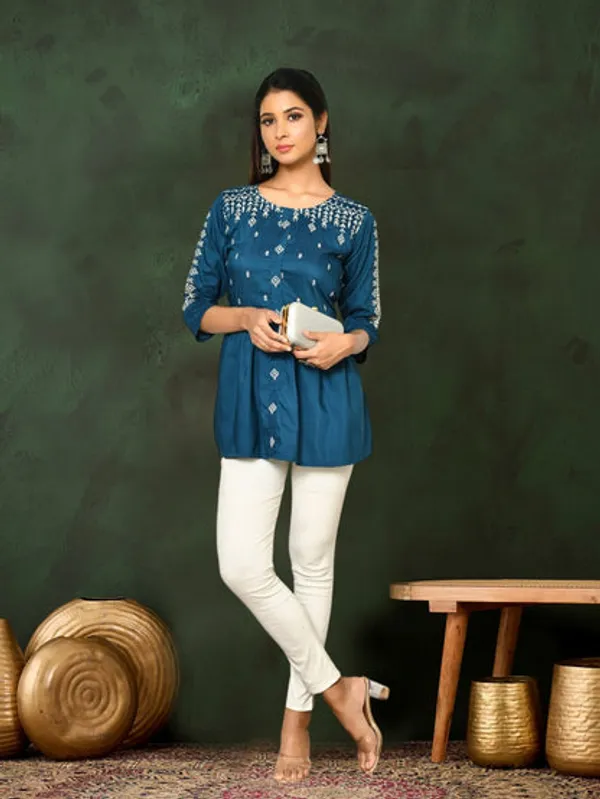 Readymade_Tops