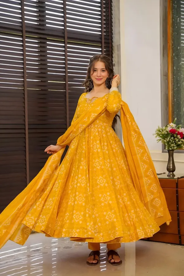 Readymade_3_Piece_Salwar_Kameez