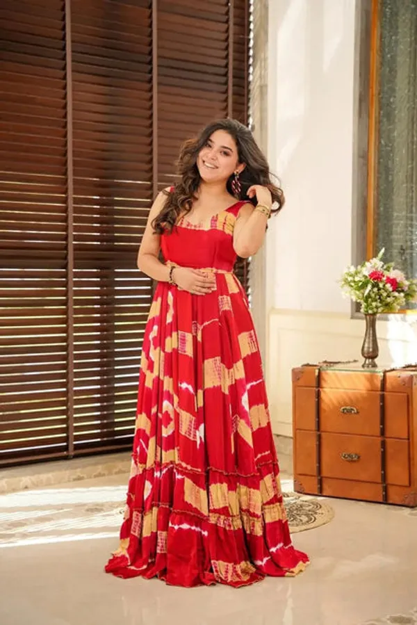 Latest_Readymade_Gowns
