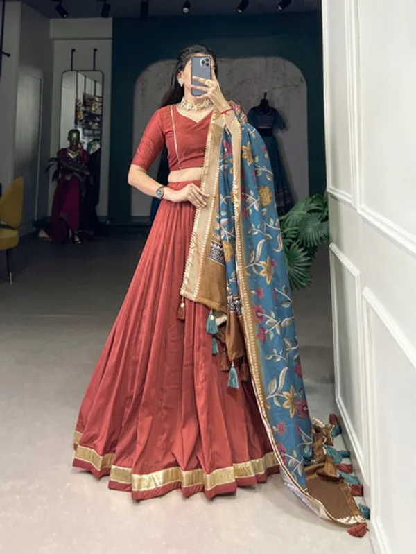 Latest_Semi_Stitched_Lehenga_Choli_With_Duppatta