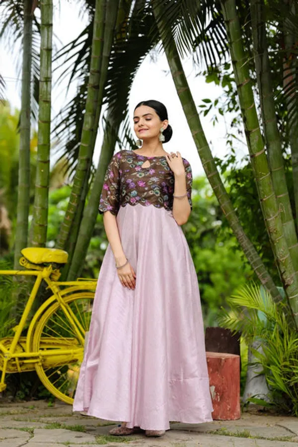Ready_Made_Gowns
