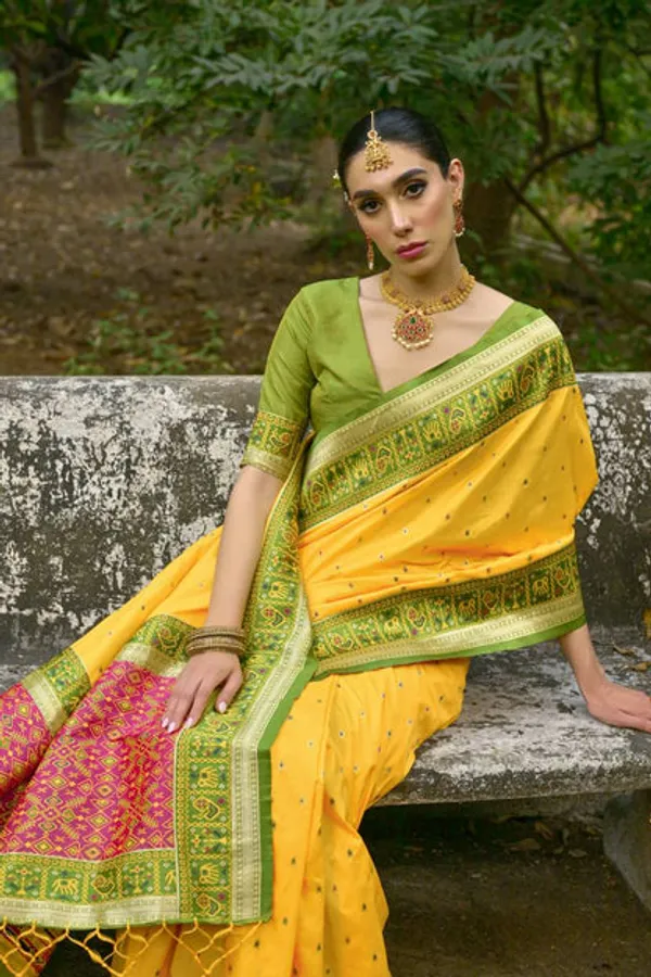 Catalog_Designer_Saree