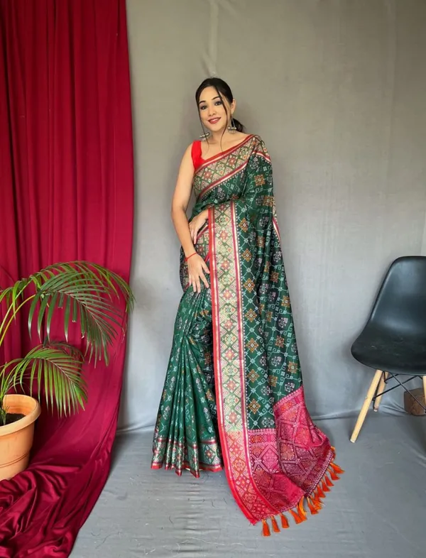 Catalog_Designer_Saree