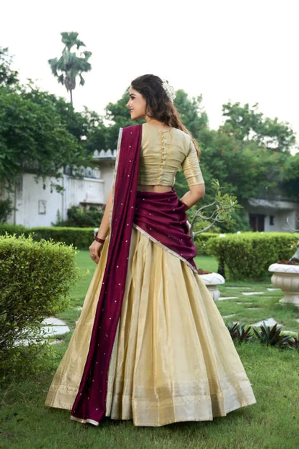 Latest_Semi_Stitched_Banarasi_Lehenga_Choli