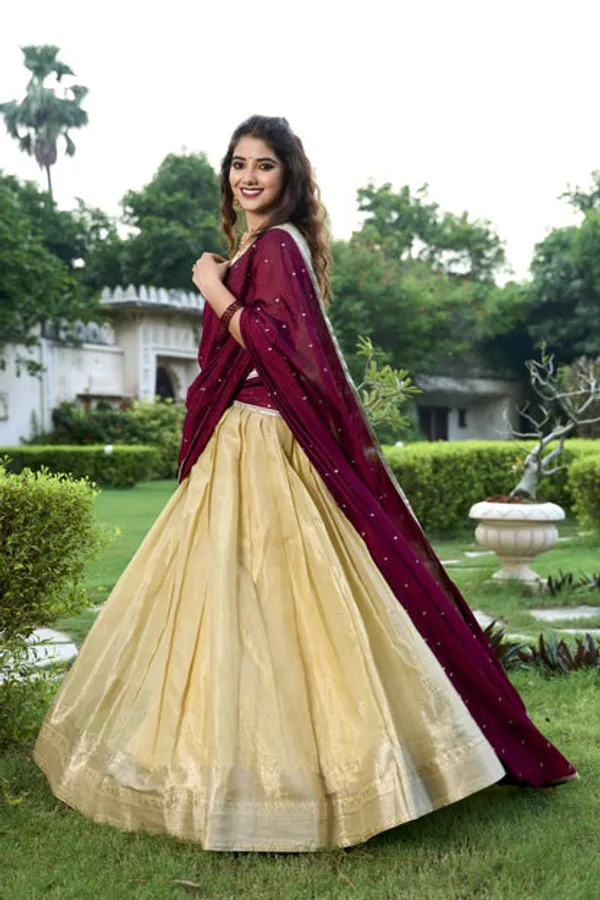 Latest_Semi_Stitched_Banarasi_Lehenga_Choli