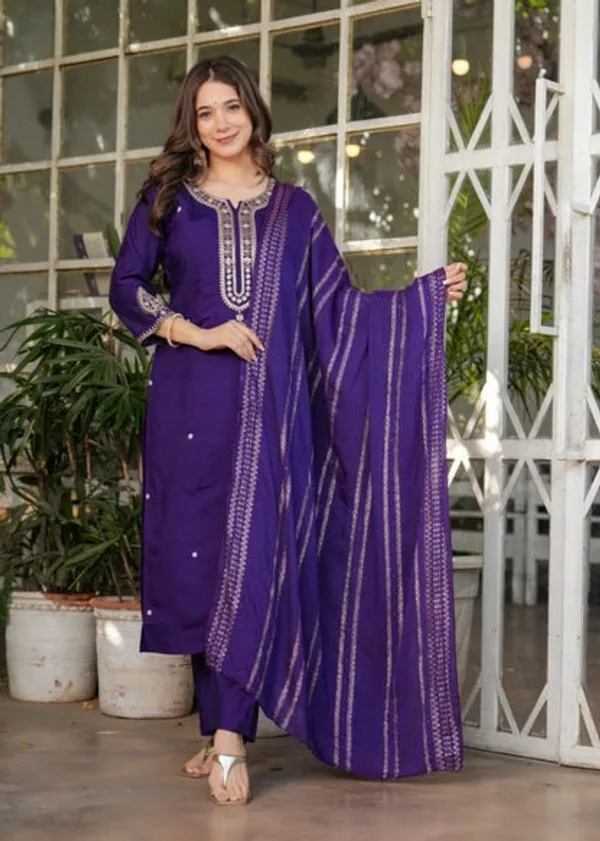 Latest_Readymade_Kurti_Set_With_Dupatta