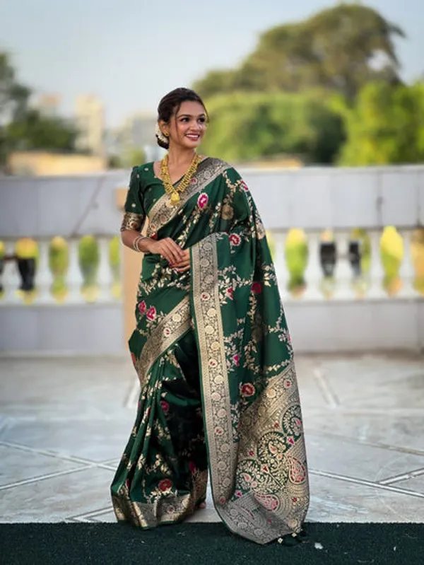 Catalog_Designer_Saree