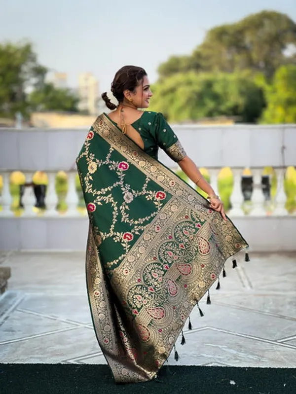 Catalog_Designer_Saree
