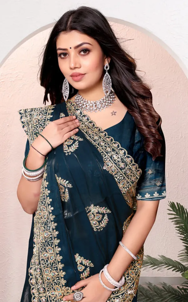 Catalog_Designer_Embroidery_Work_Saree