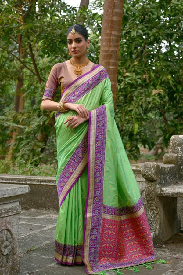 Catalog_Designer_Saree