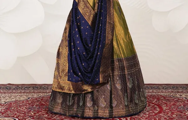 New_Semi_Stitiched_Banarasi_Lehenga_Choli