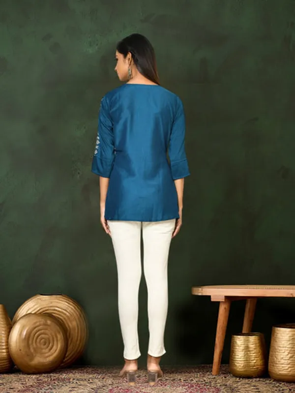 Readymade_Tops