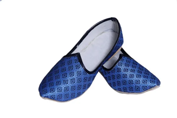 Sudarshan_Sherwani_Accessories_Mojari_Shoes