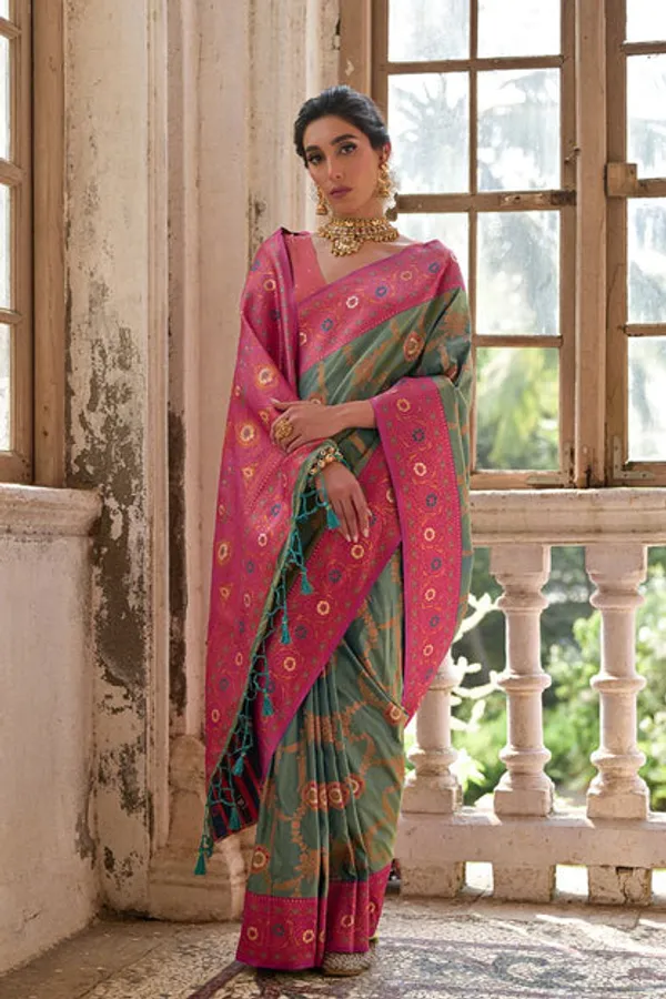 Catalog_Designer_Saree