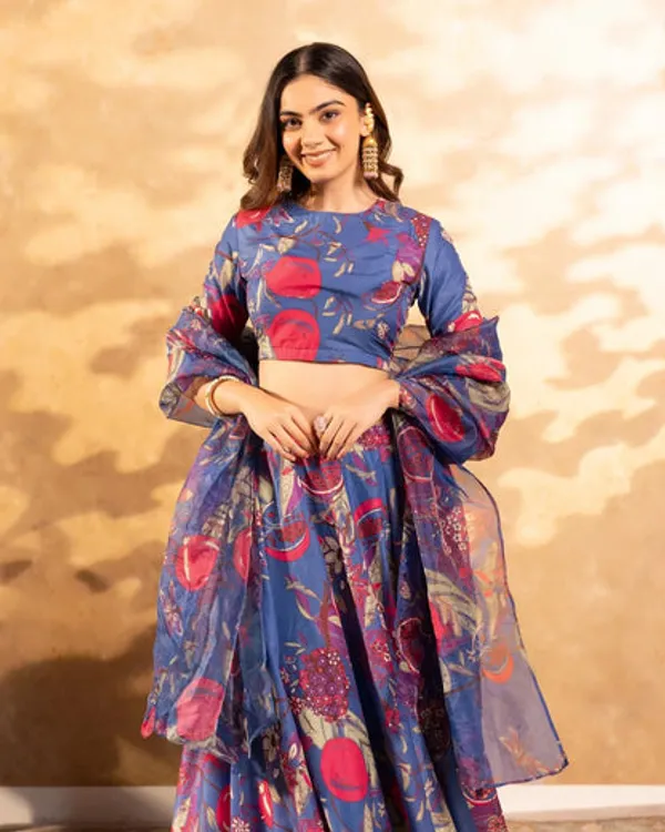 Readymade_Lehenga_Choli_With_Duppatta