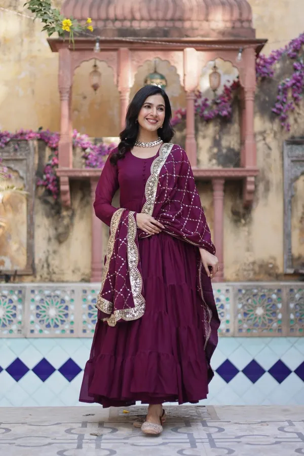 Latest_Readymade_Gowns