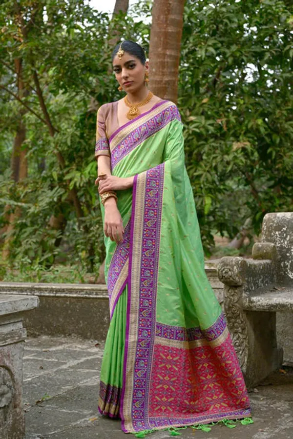Catalog_Designer_Saree