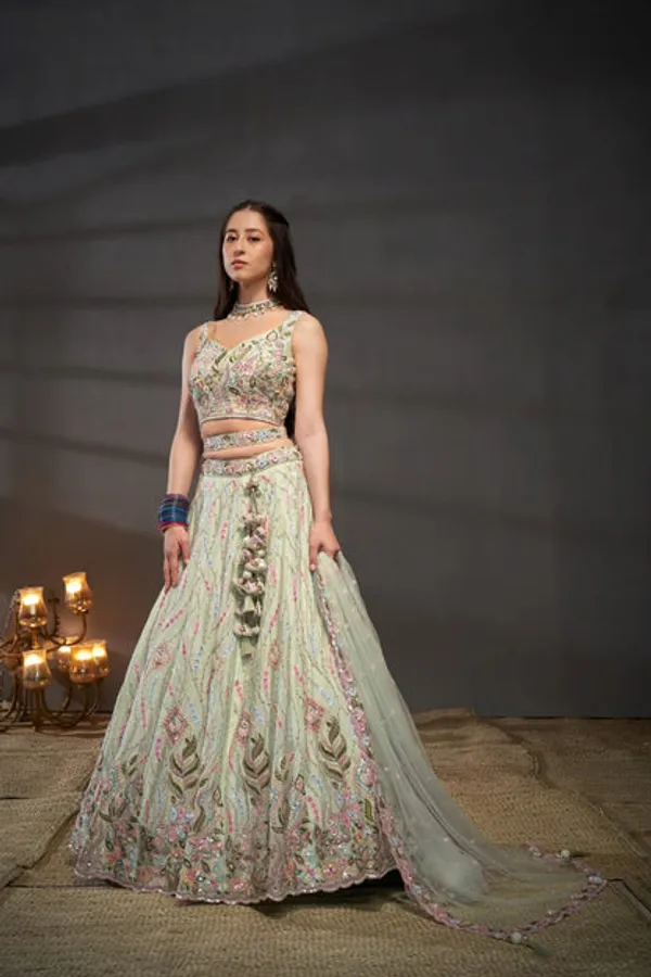 New_Semi_Stitiched_Bridal_Lehenga_Choli