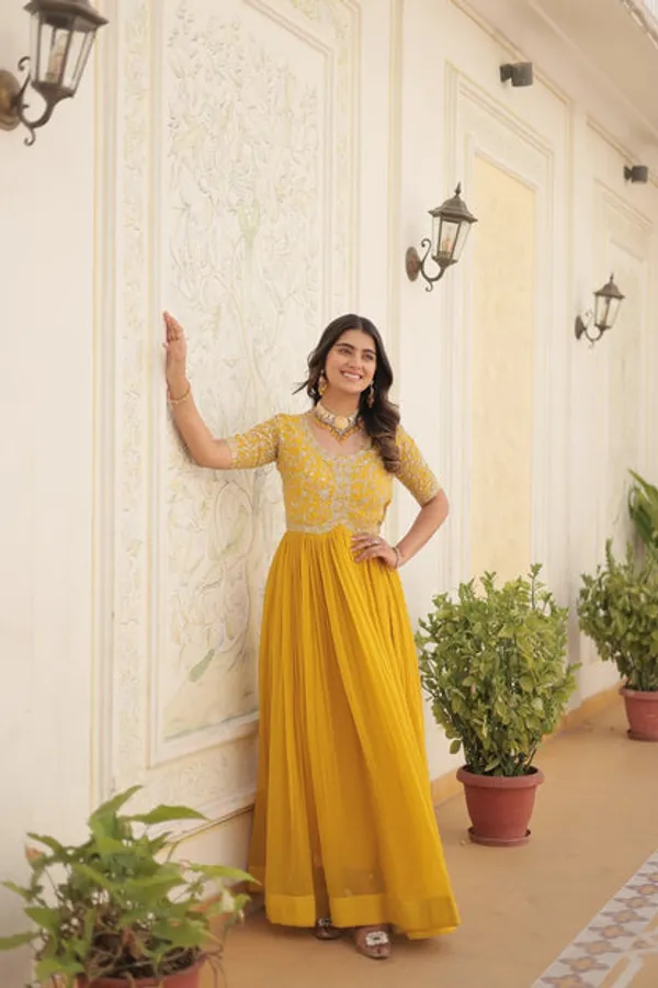 Ready_Made_Gowns