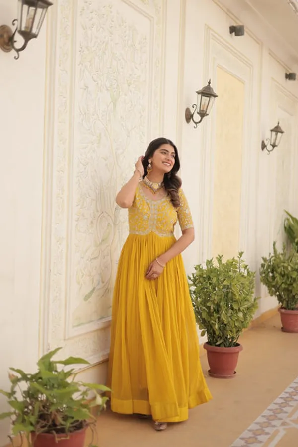 Ready_Made_Gowns
