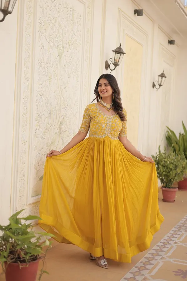 Ready_Made_Gowns