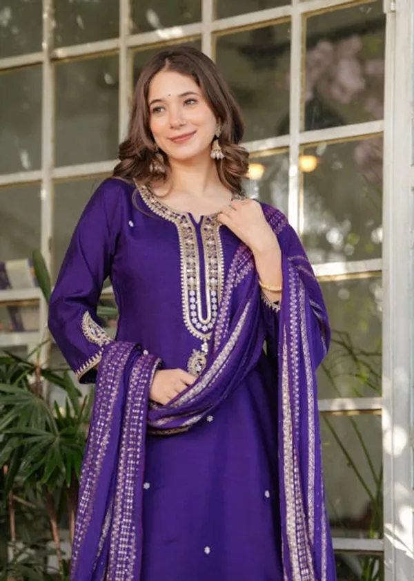 Latest_Readymade_Kurti_Set_With_Dupatta