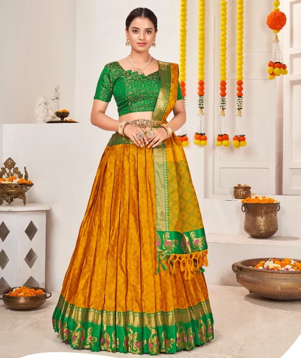 New_Semi_Stitiched_Banarasi_Lehenga_Choli