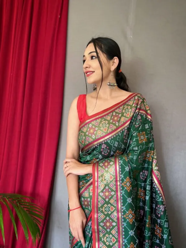 Catalog_Designer_Saree
