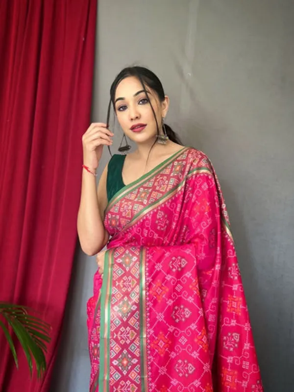 Catalog_Designer_Saree