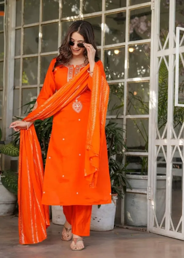 Latest_Readymade_Kurti_Set_With_Dupatta