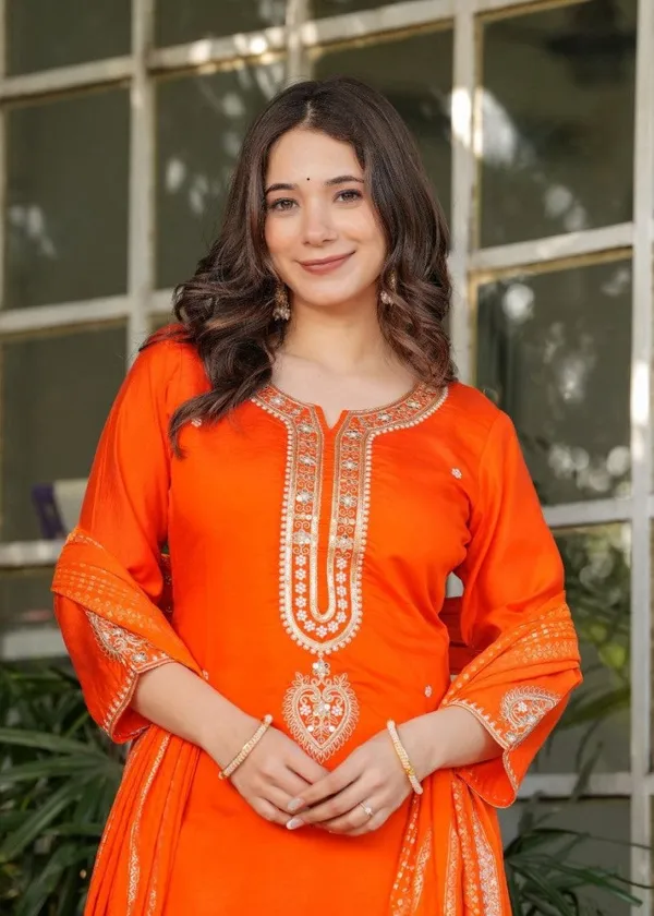 Latest_Readymade_Kurti_Set_With_Dupatta