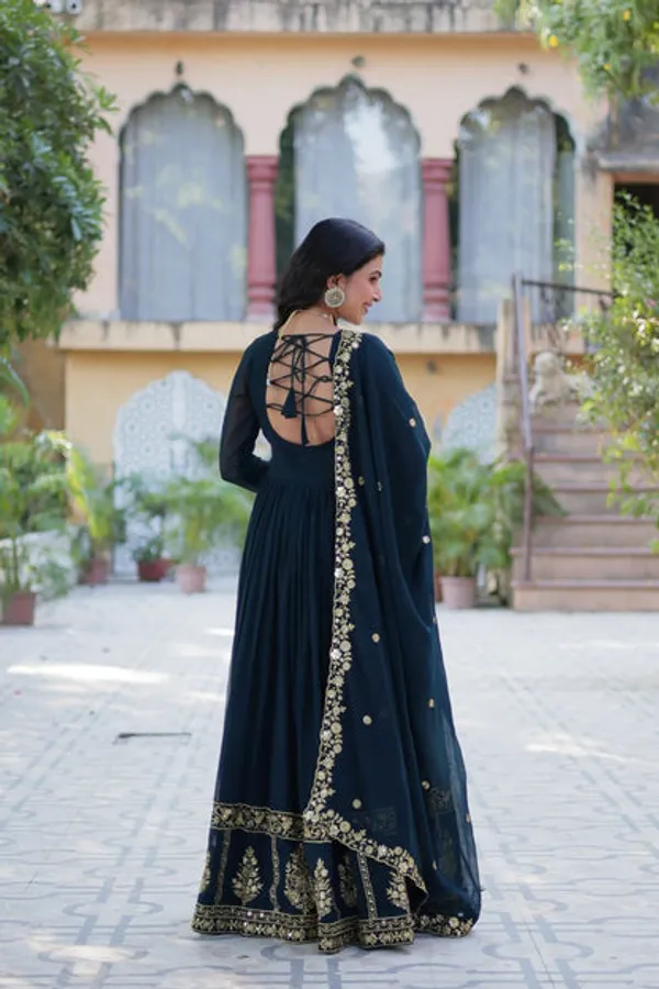 Latest_Readymade_Gowns_And_Dupatta