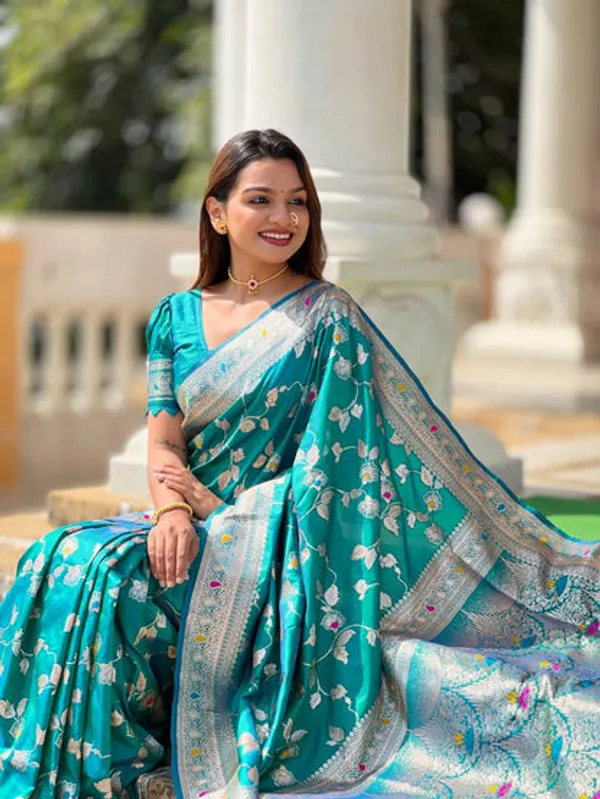 Catalog_Designer_Saree