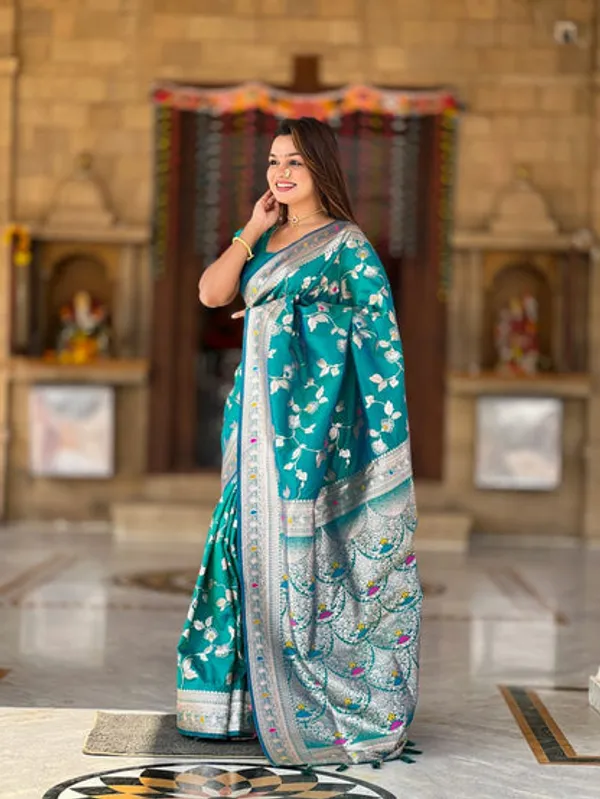 Catalog_Designer_Saree