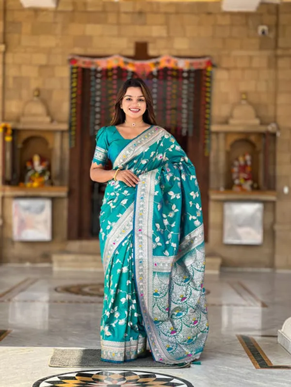 Catalog_Designer_Saree