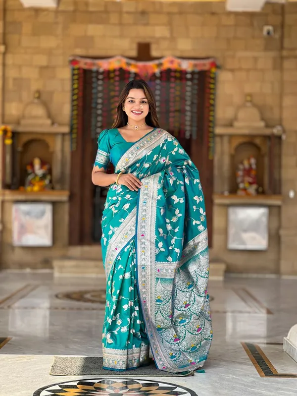 Catalog_Designer_Saree
