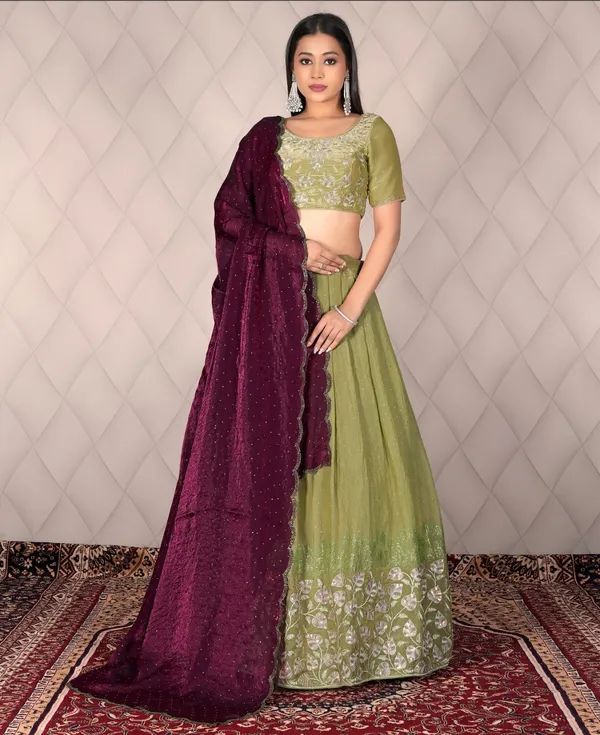 Latest_Semi_Stitched_Lehenga_Choli_With_Dupatta