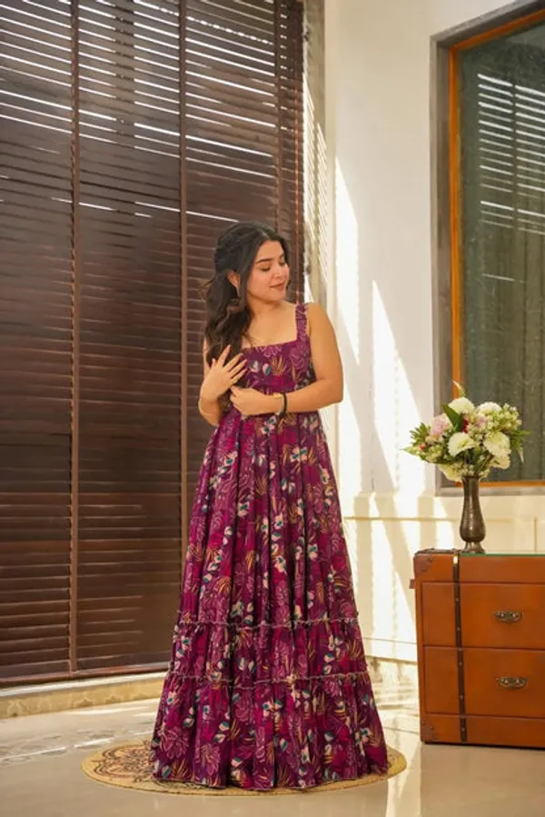 Latest_Readymade_Gowns