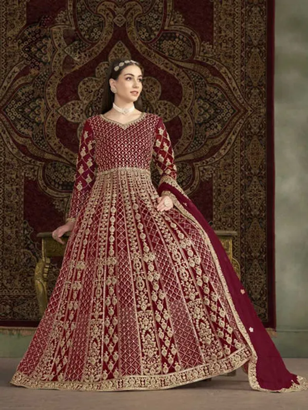 Latest_Semi_Stitched_Gowns_And_Dupatta