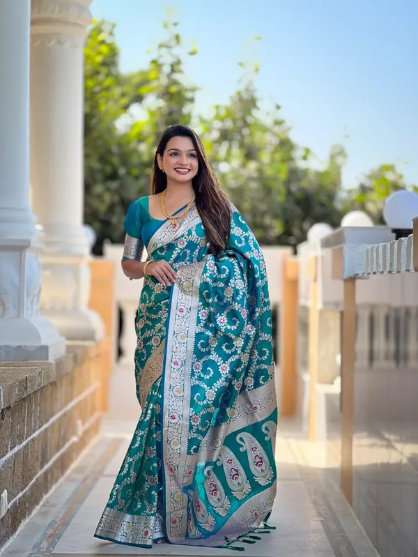 Catalog_Designer_Saree