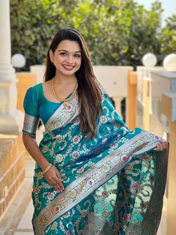 Catalog_Designer_Saree