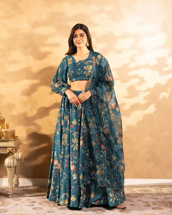 Readymade_Lehenga_Choli_With_Duppatta