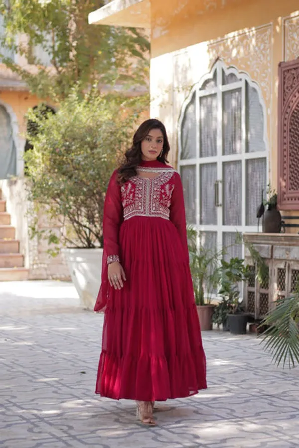 Latest_Readymade_Gowns_And_Dupatta