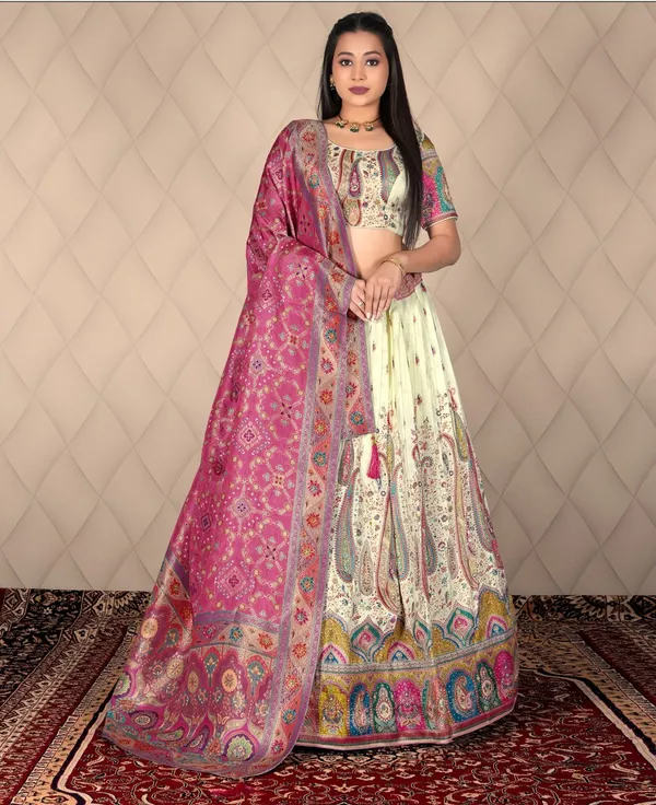 Latest_Semi_Stitched_Lehenga_Choli_With_Dupatta