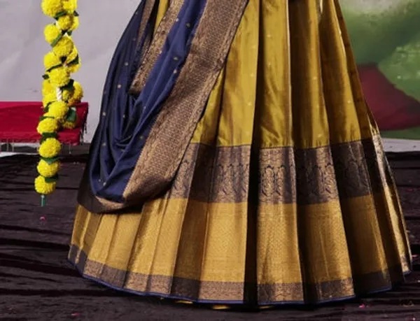 New_Semi_Stitiched_Banarasi_Lehenga_Choli