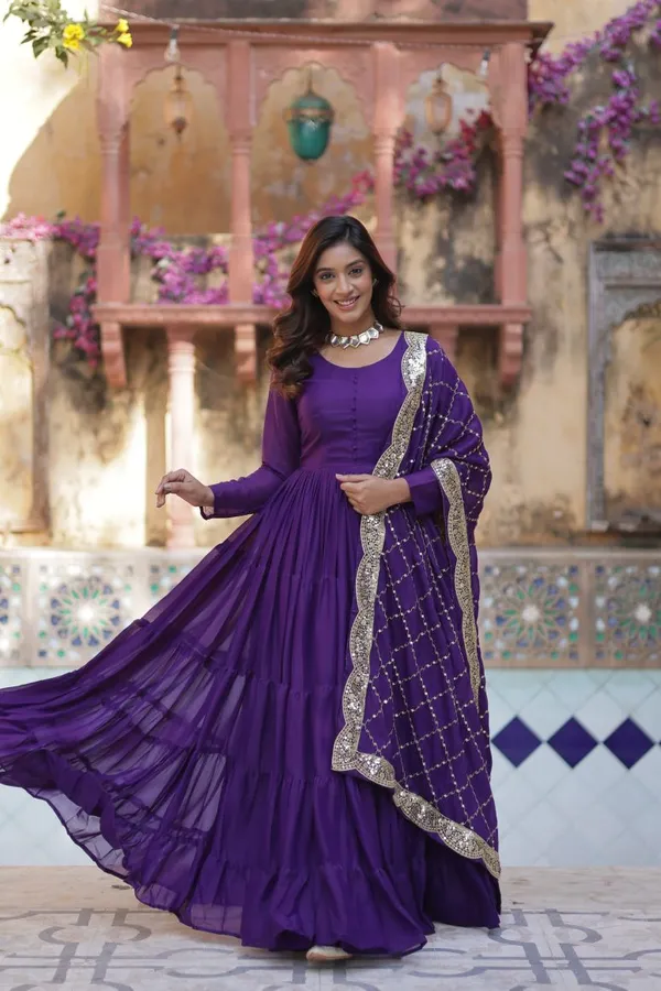 Latest_Readymade_Gowns